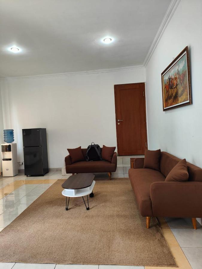 Adiputra Guesthouse 2 By Homiq Ngabean Kültér fotó